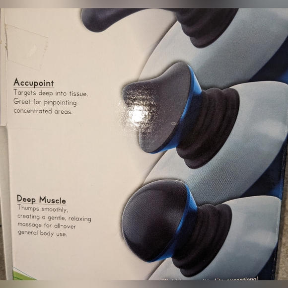 Wahl Deep Tissue Percussion Therapeutic Massager w 4 Attachments - Picture 8 of 14